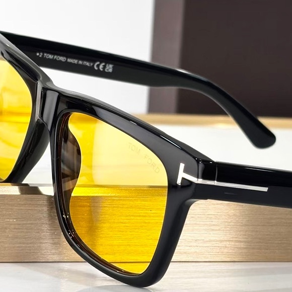 Tom Ford Black Frame with Yellow Lens Glasses main image 5